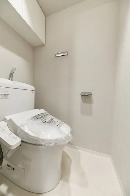 Prime Bliss Shinagawa Nakanobu - Interior - ["Plumbing fixture", "Flooring", "Floor"]