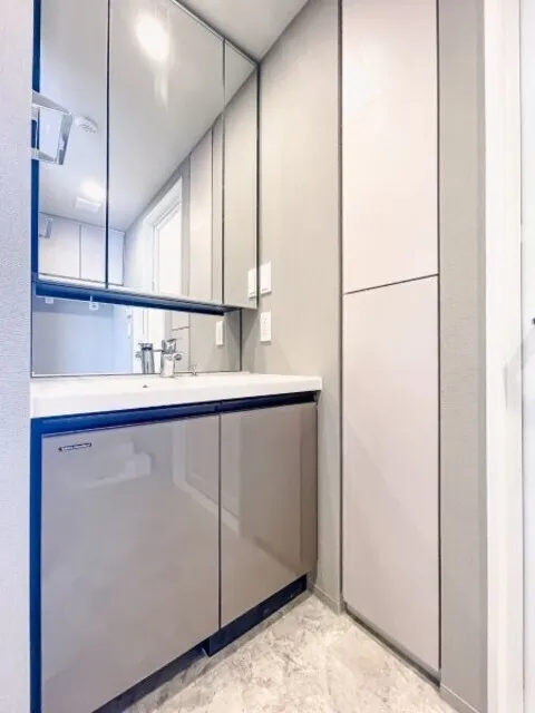Royal Parks Ariake - Interior - ["Interior design", "Flooring", "Floor"]