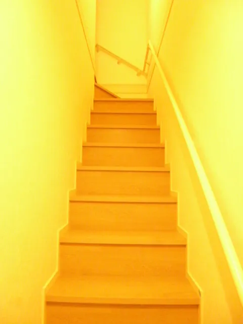 Grand Chariot - Interior - ["Yellow", "Wood", "Stairs"]