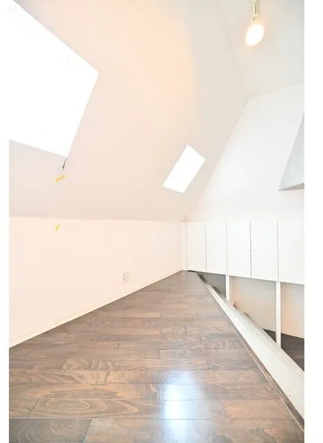Maple Shin Nakano - Interior - ["Flooring", "Floor", "Wood"]