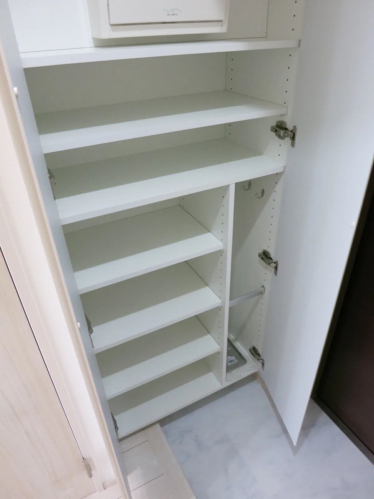 Milia Residence Myogadani - Interior - ["Wood", "Shelving", "Cabinetry"]