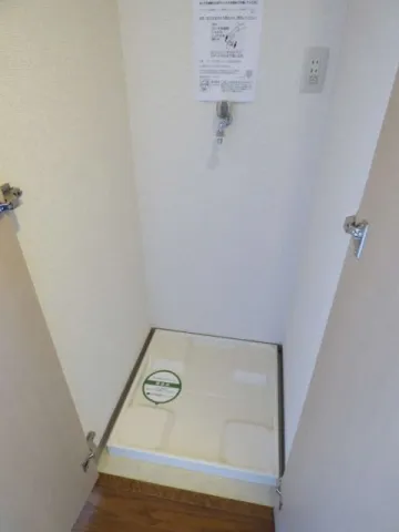 Towa Roppongi Homes - Interior - ["Flooring", "Floor", "Tile Flooring"]