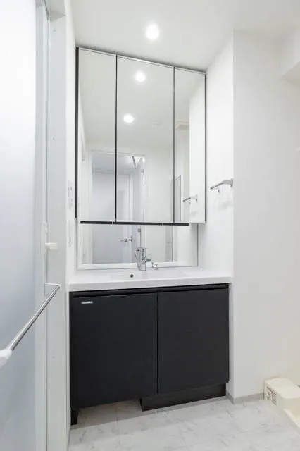 ORSUS Minowa - Interior - ["Flooring", "Interior design", "Plumbing fixture"]