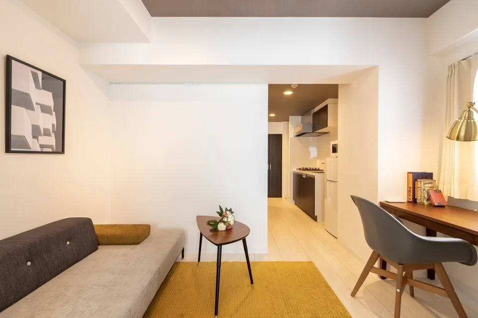 Hmlet Shinjuku Gyoenmae - Interior - ["Interior design", "Flooring", "Furniture"]