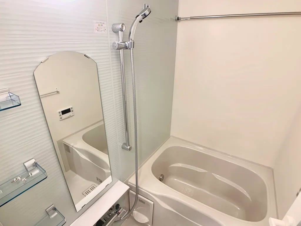 Gran Casa Sumiyoshi - Interior - ["Plumbing fixture", "Bathroom", "Plumbing"]