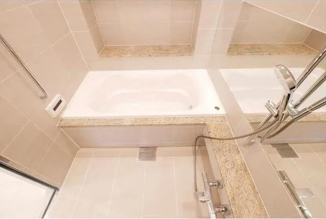 Comforia Shinjuku East Side Tower - Interior - ["Bathroom", "Plumbing fixture", "Bathtub"]