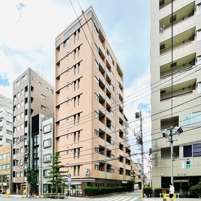 ISSEI Residence Kagurazaka - Exterior - ["Metropolitan area", "High-rise building", "Metropolis"]