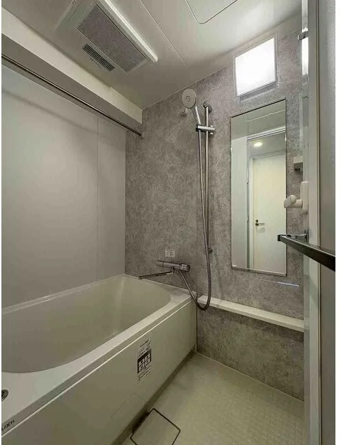 Clarita Nishi-Nippori - Interior - ["Bathroom", "Plumbing fixture", "Flooring"]