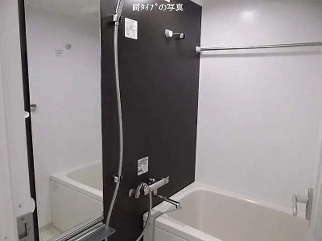 Comforia Toyosu - Interior - ["Plumbing fixture", "Floor", "Rectangle"]