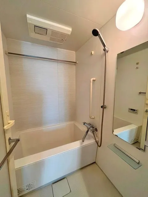 Park Axis Moto-Asakusa Stage - Interior - ["Plumbing fixture", "Bathroom", "Flooring"]
