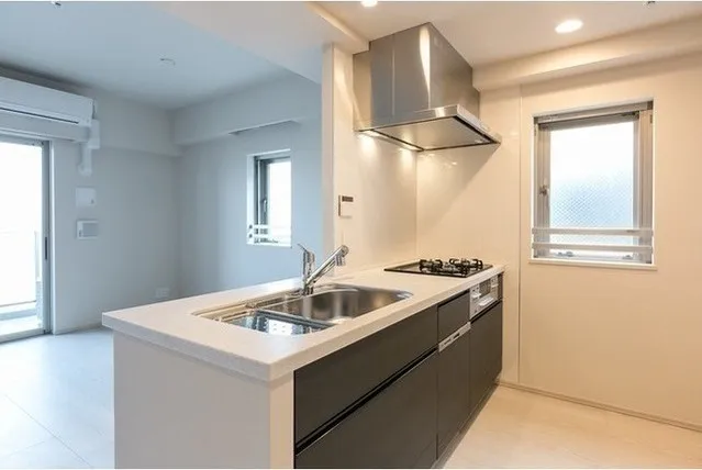 Demes Kiba - Interior - ["Tap", "Cabinetry", "Sink"]