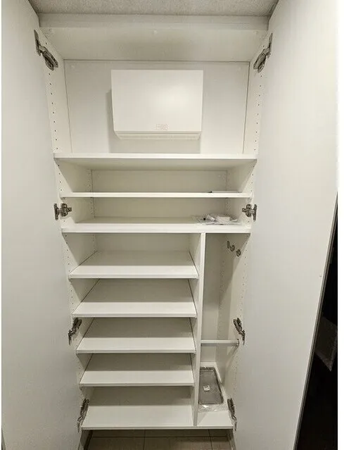 AIFLAT Yoyogi Uehara - Interior - ["Household hardware", "Design", "Shelving"]