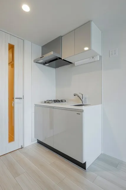 Terrace Kitasenju - Interior - ["Wood", "Flooring", "Interior design"]