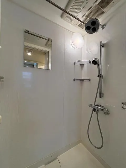 Park Axis Tameike-Sanno - Interior - ["Plumbing fixture", "Bathroom", "Interior design"]