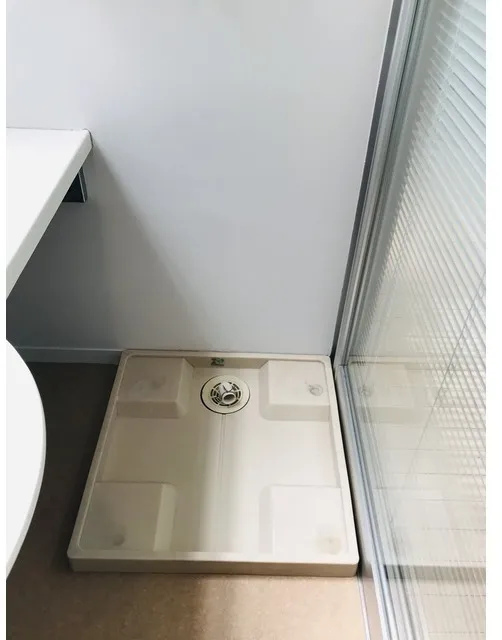 Motosumiyoshi Art Flats - Interior - ["Plumbing fixture", "Silver", "Tile"]