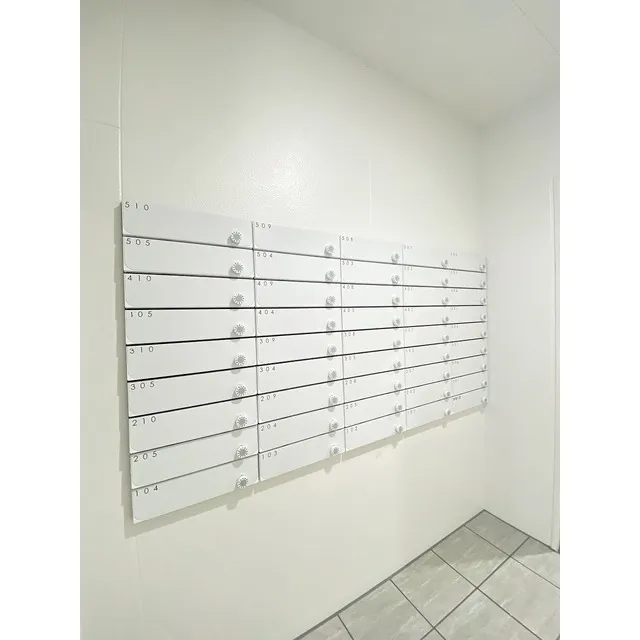 LIBR GRANT Haneda - Exterior - ["Rectangle", "Fixture", "Wood"]
