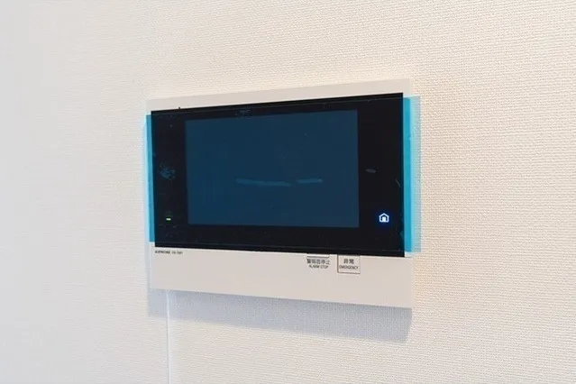 Comforia Takenotsuka East - Interior - ["Electronic device", "Display device", "Electronics"]
