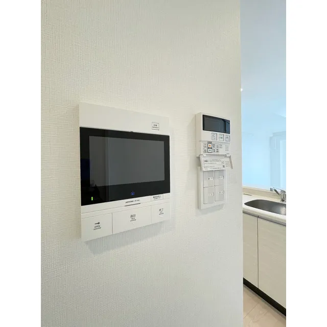 Comforia Live Sugamo - Interior - ["Cabinetry", "Building", "Home appliance"]