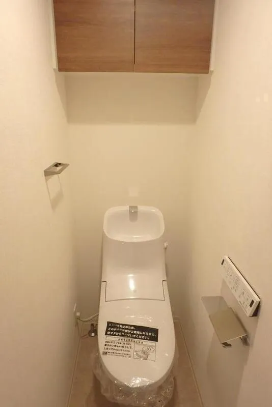 La Douceur Nerima Kasugacho - Interior - ["Flooring", "Floor", "Toilet seat"]