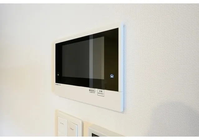 Comforia Liv Nagafukucho - Interior - ["Electronic device", "Display device", "Electronics"]