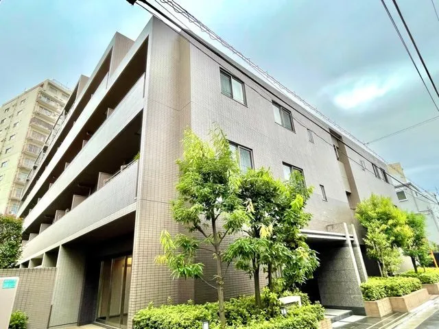 Residia Ikebukuro - Exterior - ["Plant", "Building", "Sky"]