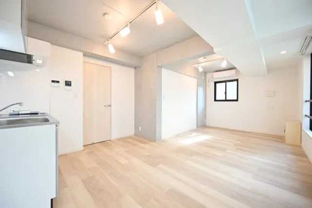 ES-Grande Bunkyo Hakusan - Interior - ["Flooring", "Ceiling", "Floor"]