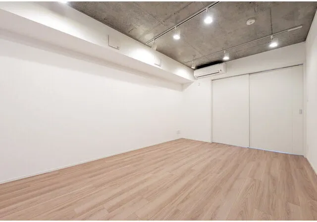 Grand Paseo Yoyogi Uehara II - Interior - ["Wood flooring", "Wood", "Flooring"]