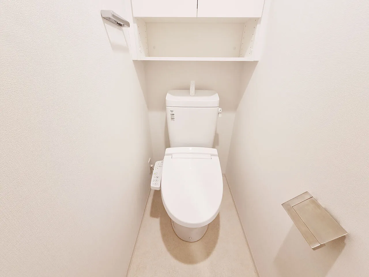 Mynavi Stay Osaki 2 - Interior - ["Toilet seat", "Flooring", "Toilet"]