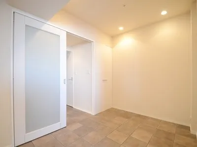 KDX Residence Togoshi - Interior - Den (Foyer)