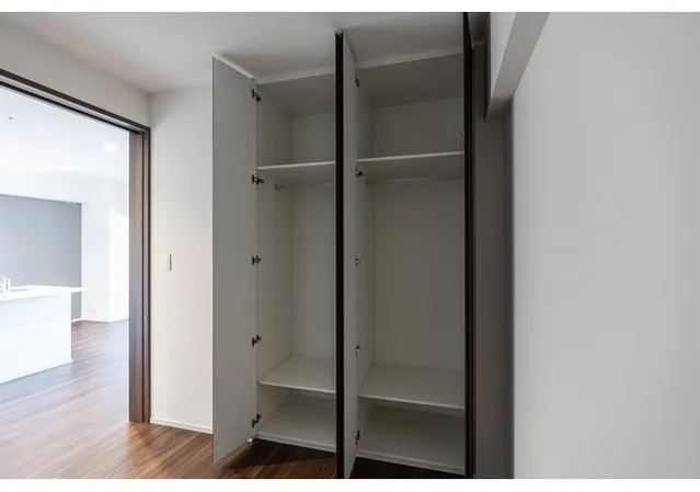 Oase Nippori Residence - Interior - ["Flooring", "Wood", "Floor"]