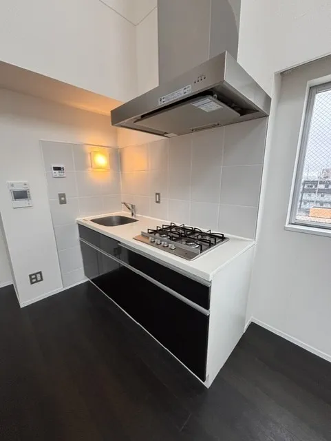 RESIDIA Kinshicho II - Interior - ["Major appliance", "Kitchen", "Kitchen stove"]