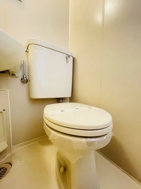 Fusou Heights Yotsuya - Interior - ["Toilet seat", "Toilet", "Bathroom"]