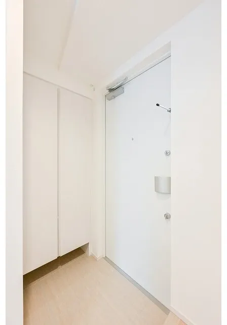 Azil Court Hamamatsucho - Interior - ["Flooring", "Wall", "Floor"]