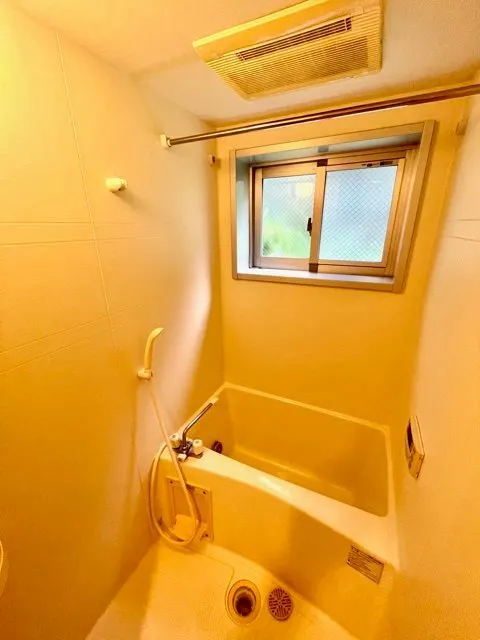 Residia Yoyogi Ⅱ - Interior - ["Tap", "Bathroom sink", "Plumbing fixture"]