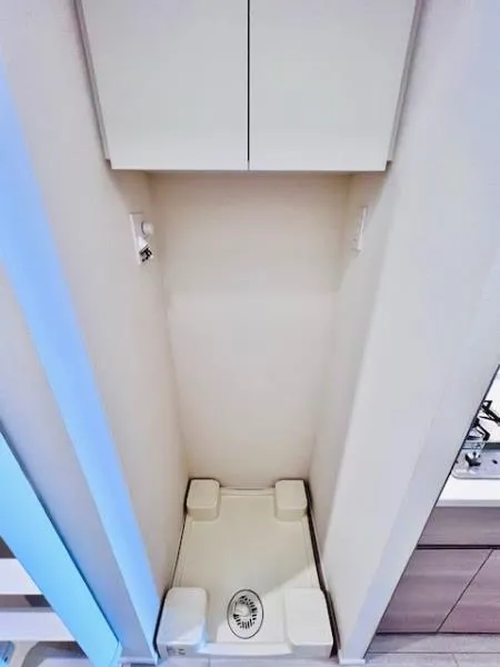 Brillia Ist Kiyosumi Shirakawa - Interior - ["Floor", "Silver", "Tile Flooring"]