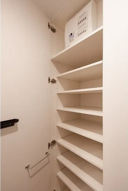Azure Terrace Toyocho - Interior - ["Shelving", "Wood", "Shelf"]