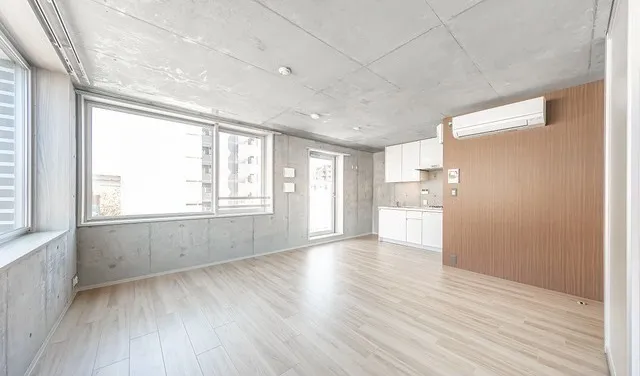 Well Square Hatsudai - Interior - ["Building", "Window", "Fixture"]