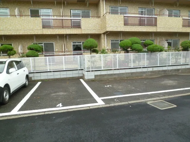 Green Ward Ashihana - Other - ["Window", "Alloy wheel", "Neighbourhood"]