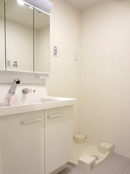 The Magnolia Garden Ebisu - Interior - ["Bathroom", "Room", "Property"]
