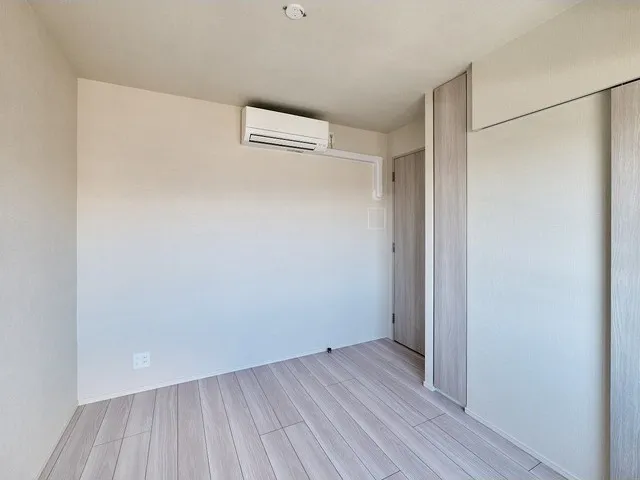 Comforia Liv Nishioshima SOUTH - Interior - ["Flooring", "Floor", "Wood"]