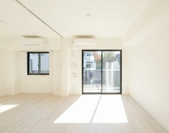 Comforia Liv Bunkyo Gokokuji - Interior - ["Floor", "Apartment", "Ceiling"]