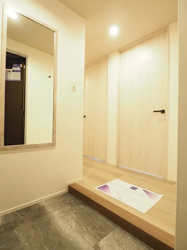Residia Tower Kamiikebukuro (Tower Building) - Interior - ["Flooring", "Wall", "Floor"]