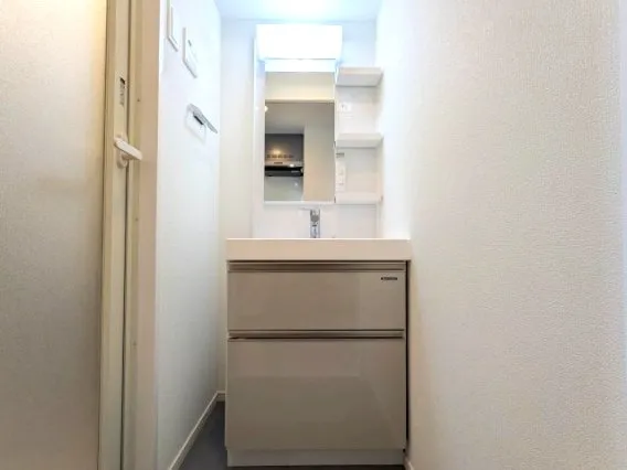 Harmony Residence Global Capital - Interior - ["Flooring", "Plumbing fixture", "Bathroom cabinet"]