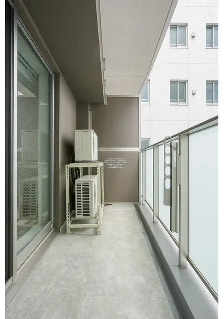 Comforia Higashiueno - Interior - ["Window", "Fixture", "Wood"]