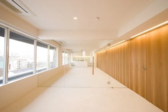 Residia Kita Shinjuku - Interior - ["Flooring", "Floor", "Wood"]