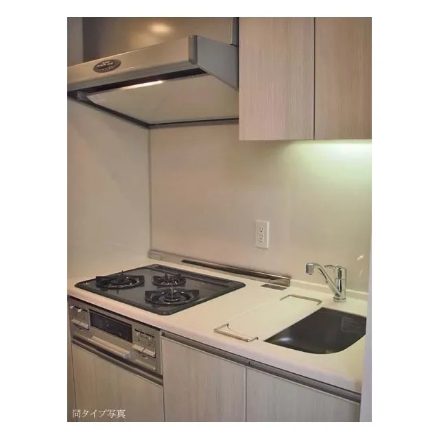 Comforia HIgashi-IKebukuro  - Interior - ["Property", "Countertop", "Room"]