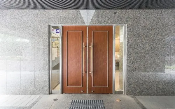 Ryowa Palace Ochanomizu Yushima Tenmangu - Exterior - ["Flooring", "Floor", "Composite material"]