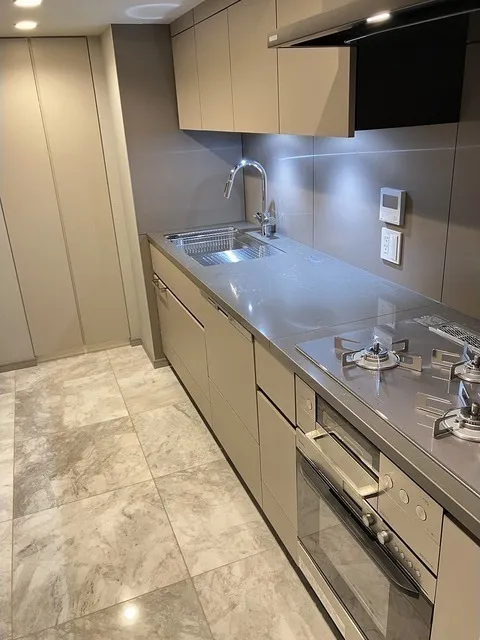 Wellis Daikanyama Sarugakucho Terrace - Interior - ["Kitchen", "Countertop", "Major appliance"]