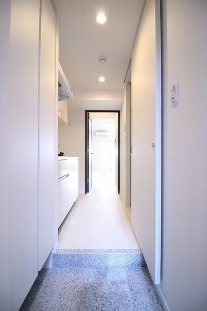 Comforia Fudomae - Interior - ["Ceiling", "Property", "Floor"]
