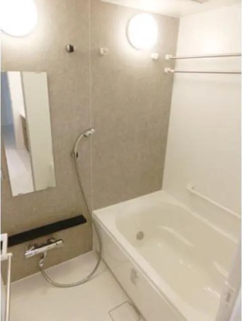 Park Axis Toyosu Canal - Interior - ["Flooring", "Floor", "Plumbing fixture"]